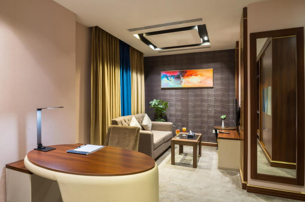Al Malqa Elite Hotel Ер-Ріяд Екстер'єр фото